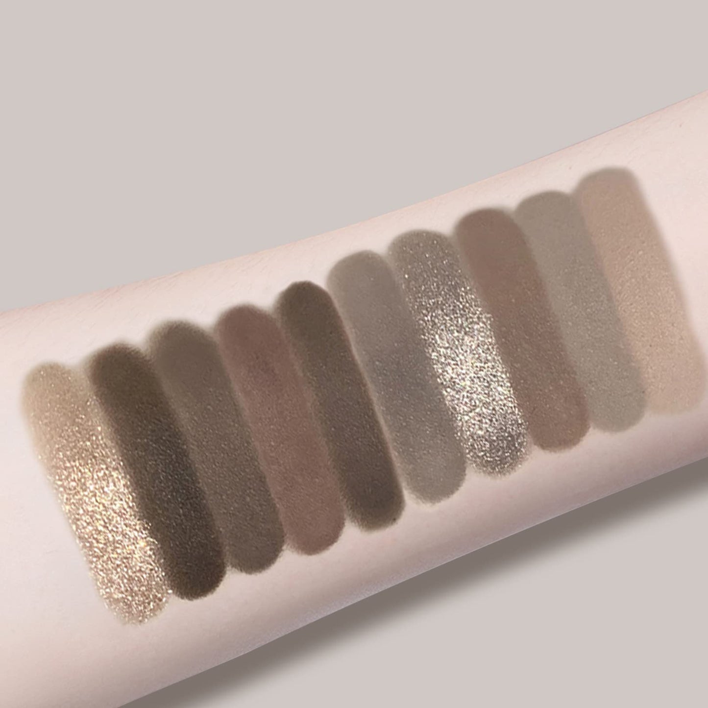 Erinde 10 Color Eyeshadow Palette Makeup - Matte Shimmer Glitter Eye Shadow, Ultra-Blendable, High Pigmented, Naturing-Looking, Neutral Nude Eyeshadow Palette with Professional Brush, Fog Gray