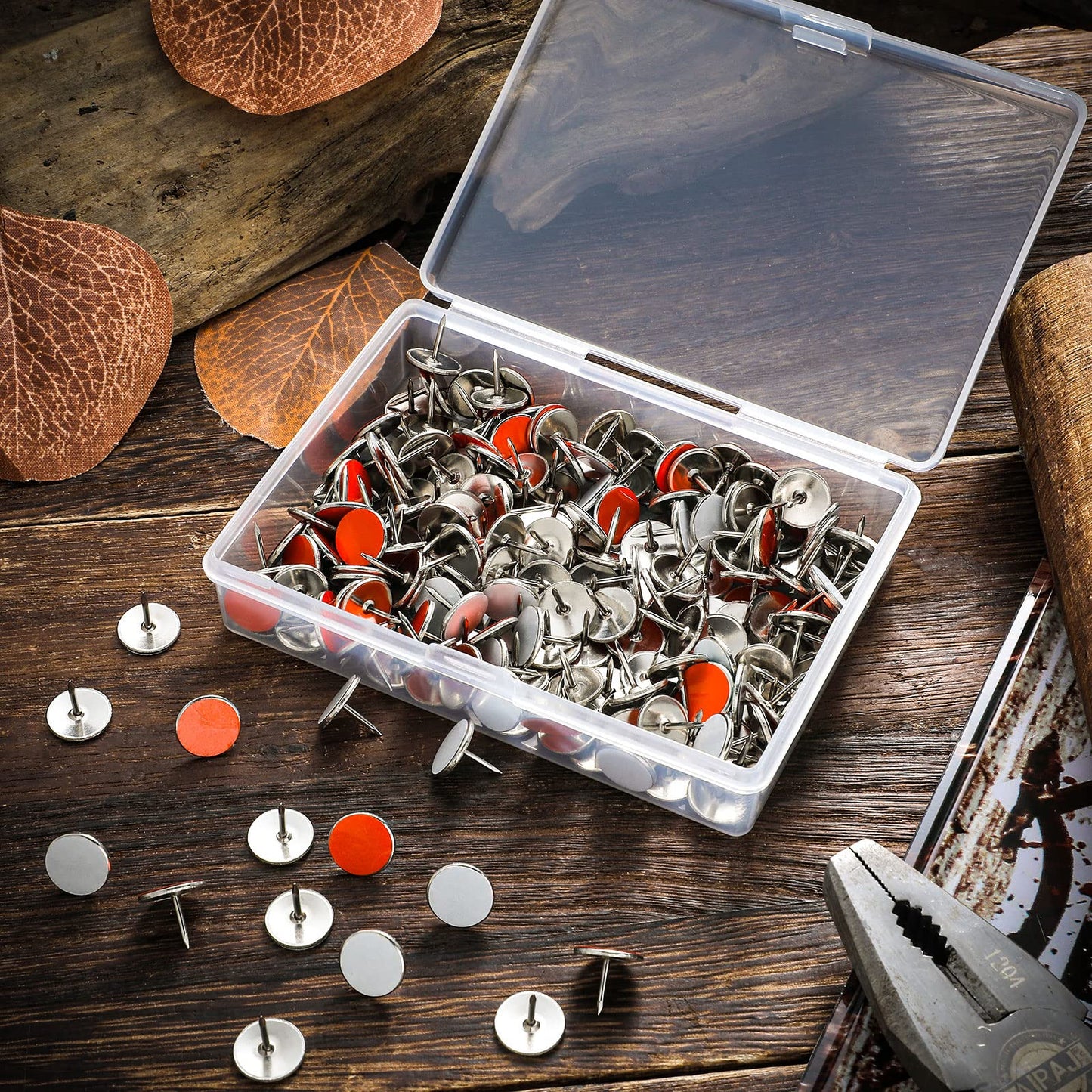 200 Pack White and Orange Reflective Tacks Trail Marking Tacks Glow Tacks Reflective Trail Markers Hunting Reflector Tacks Mark Trail Reflective Thumb Tacks for Hunting Hiking Camping Tree Stand