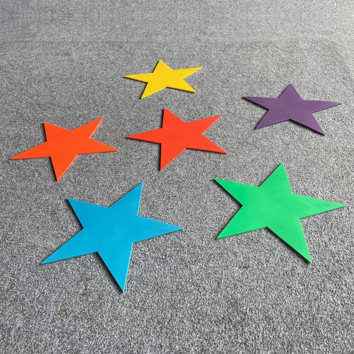 Eco Walker Flat Spot Marker Waterproof Directional Floor Arrow Temporary Direction Sign Anti-Slip Arrow Sign for Floor Carpet Indoor Outdoor Application (Star)