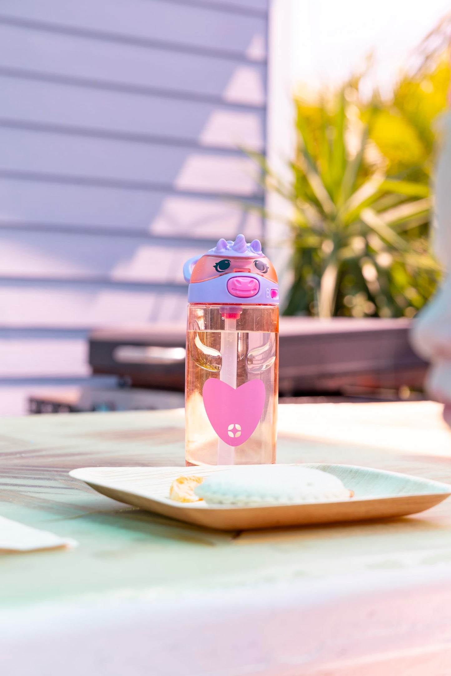 Ello Ellies 16oz Plastic Kids Water Bottle with Straw and Built-in Carrying Handle and Leak-Proof Locking Lid for School backpack, Lunchbox and Outdoor Sports, Unicorn